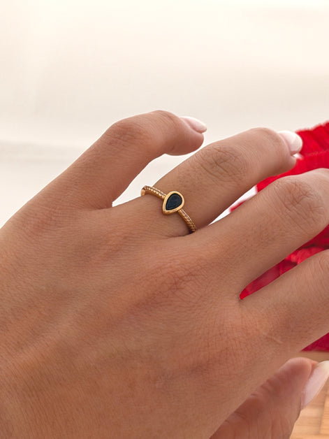Anillo Gotico Azul circonias