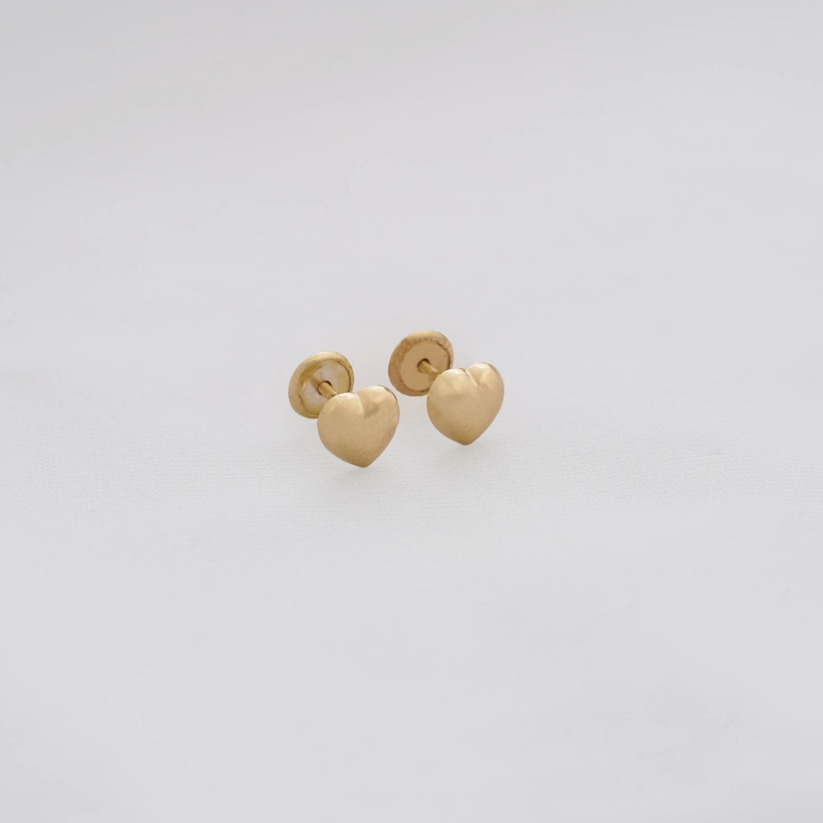 Arete Corazón Rosca
